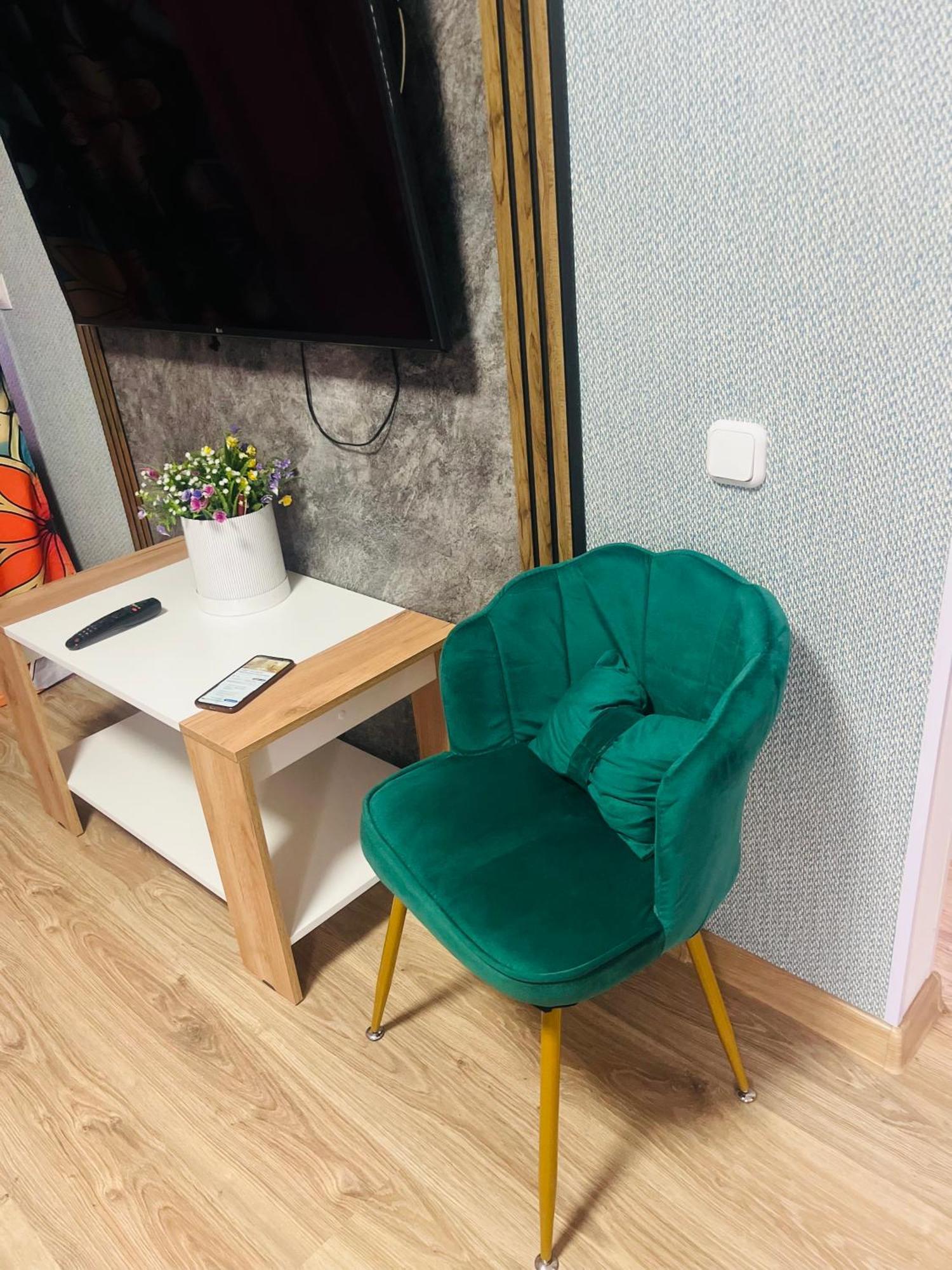 Apartment яркая в стиле поп арт в центре города *